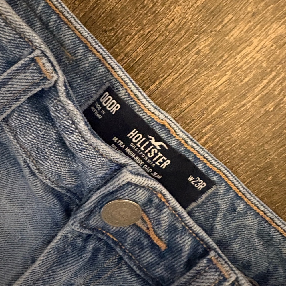 Hollister Ultra High Rise Dad Jeans High Waist Size OOOR / w23R